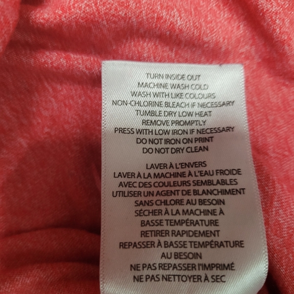 BENCH T-SHIRT, preloved - Picture 8 of 9